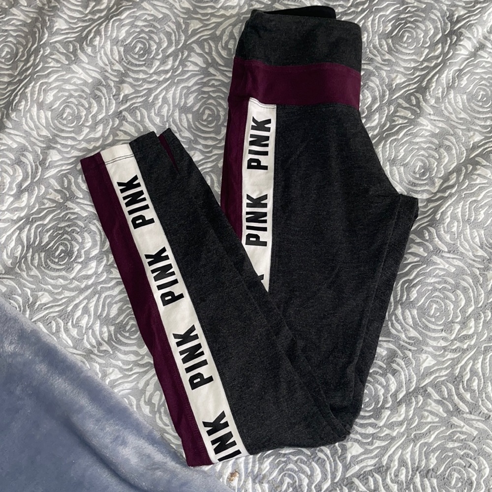 PINK Leggings
